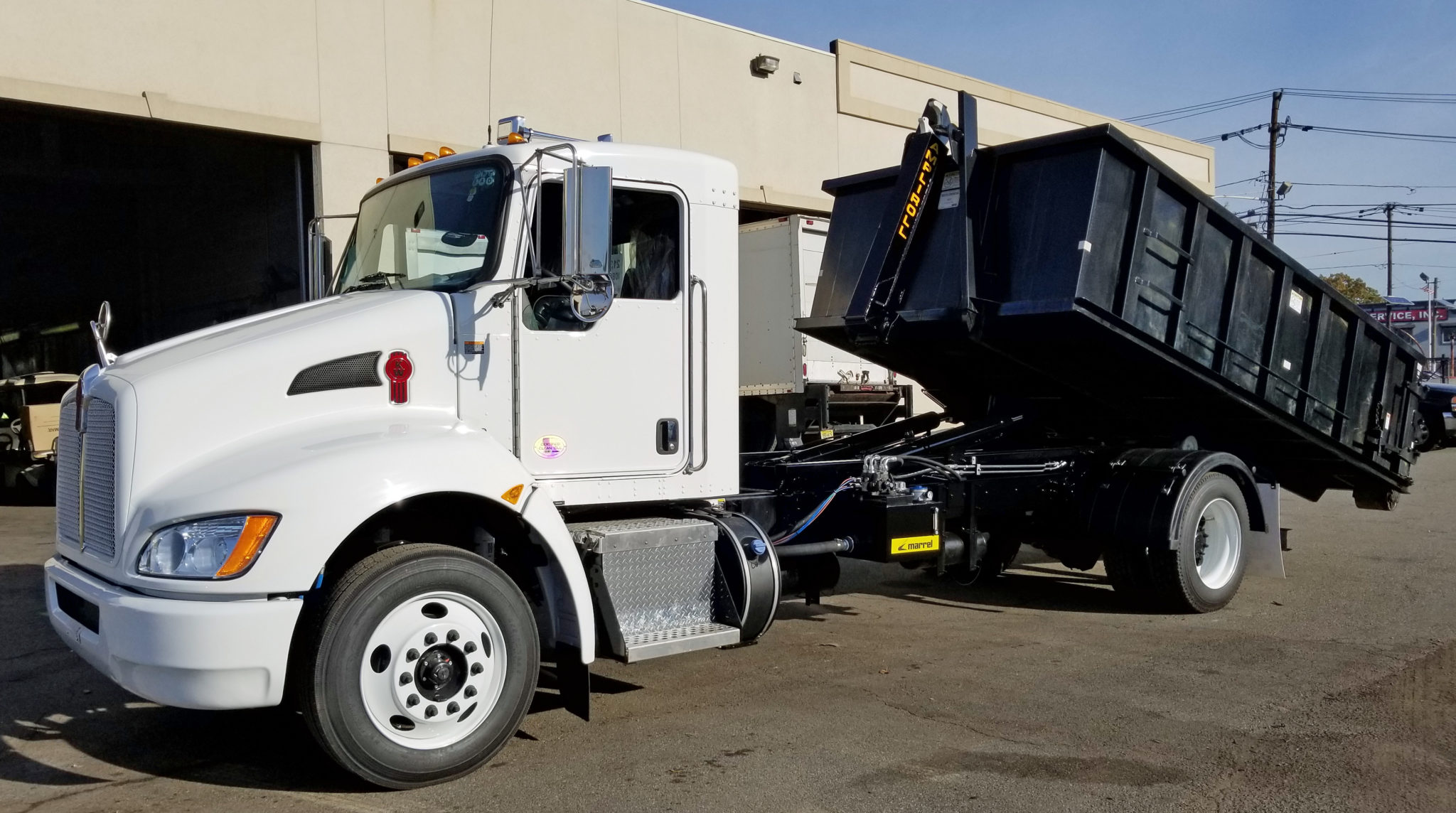 2018 Kenworth T270 with 20000lbs Ampliroll Hooklift system with Body - Final